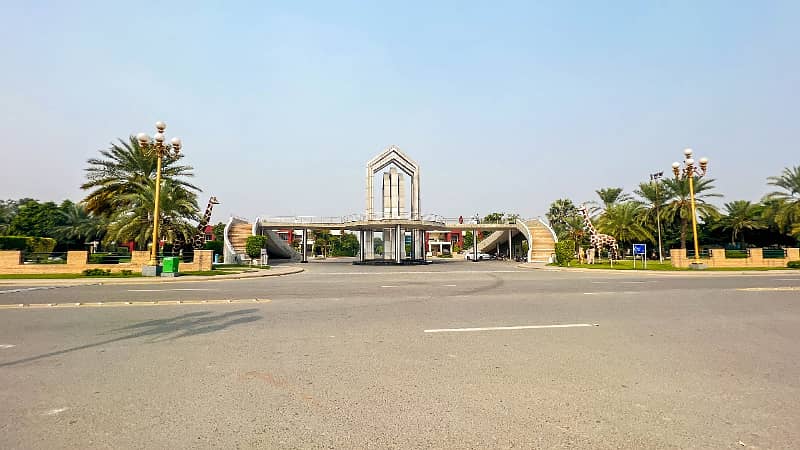 10 marla plot for sale on groun possession LDA aproved with gass sector C near to main road in OVERSEAS B block bahria town lahore 44