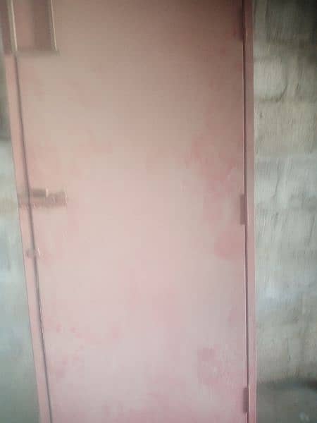 washroom bedroom door arin 1
