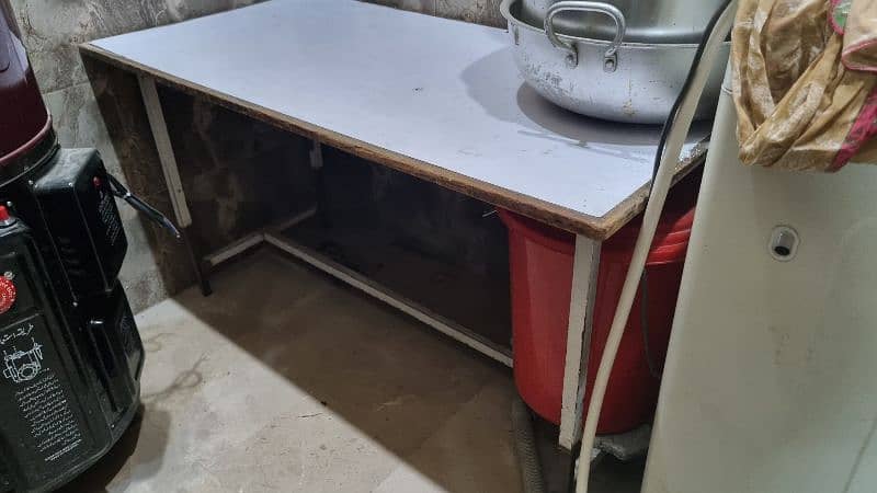 White board top table for sale 1