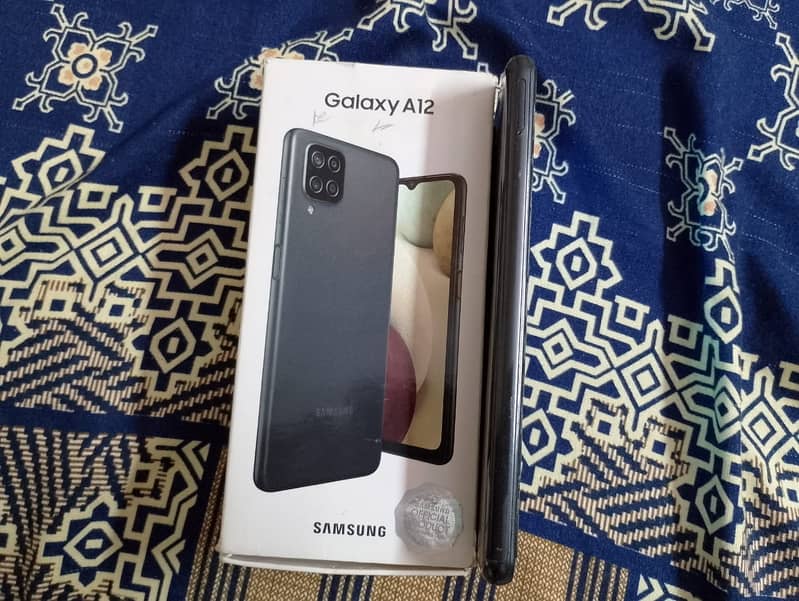 Samsung A12, Cheap and good condition with box 2