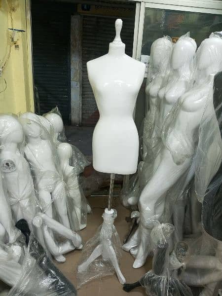 Mannequin dummies Statues 2