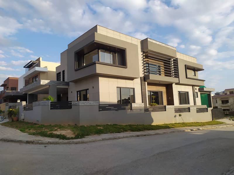 Kanal Corner House Available For Sale In Dha Phase 2 Islamabad 0