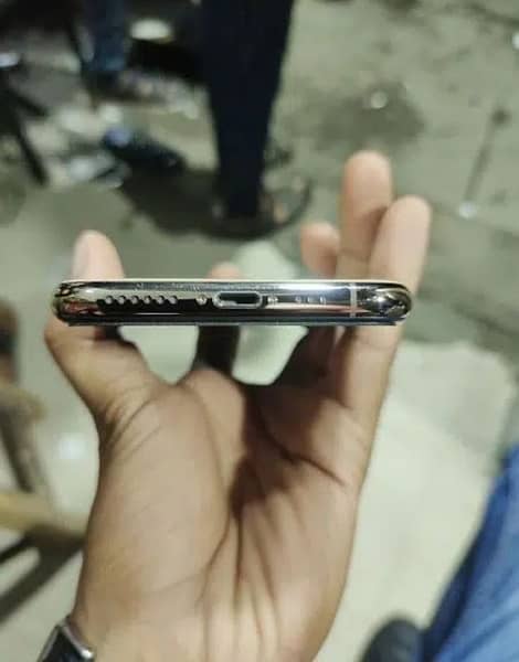 iphone 11 pro PTA approved 2