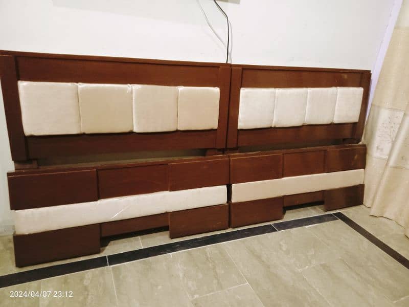 wooden beds 3