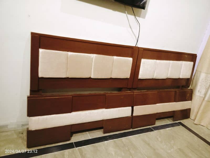 wooden beds 5