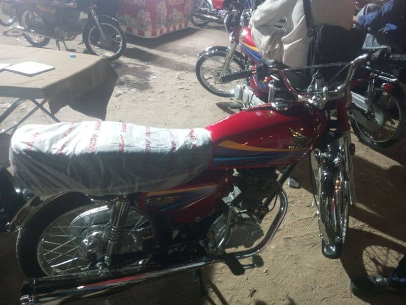 Honda 125 fully modified final price 1 lac 2