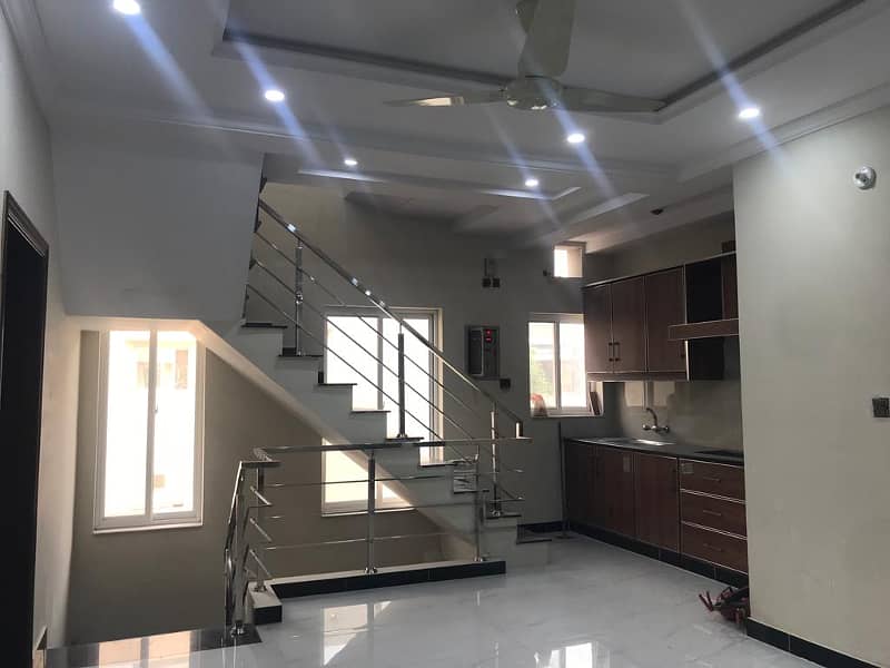 8 Marla House for Rent in Dha Rahbar Sector 1 Block A 3