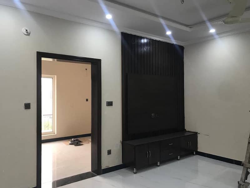 8 Marla House for Rent in Dha Rahbar Sector 1 Block A 8