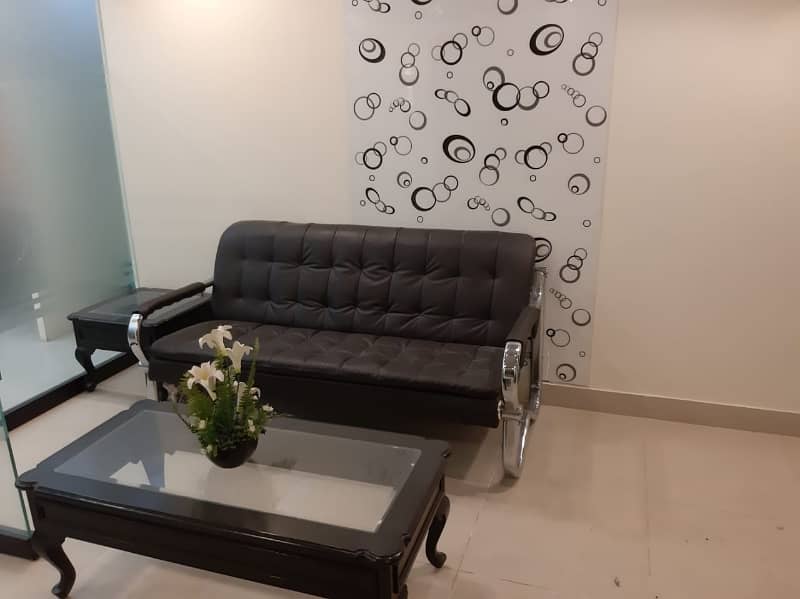 PHASE 6 VIP LAVISH FURNISHED OFFICE FOR RENT 24/7 TIME WITH LIFT GENERATOR 30