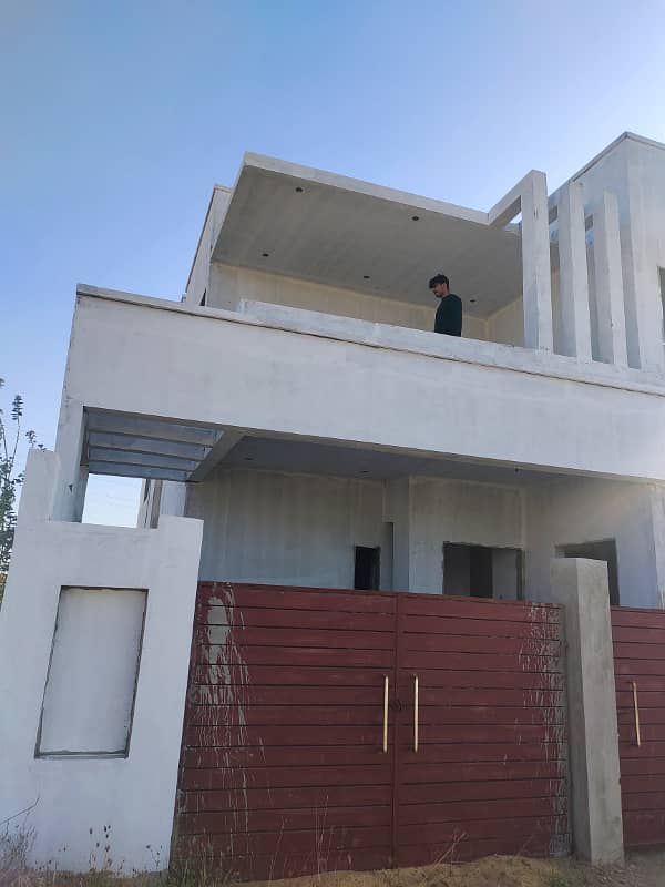 272 Sqyd Gray structure villa available for sell in Bahria Town Karachi 5