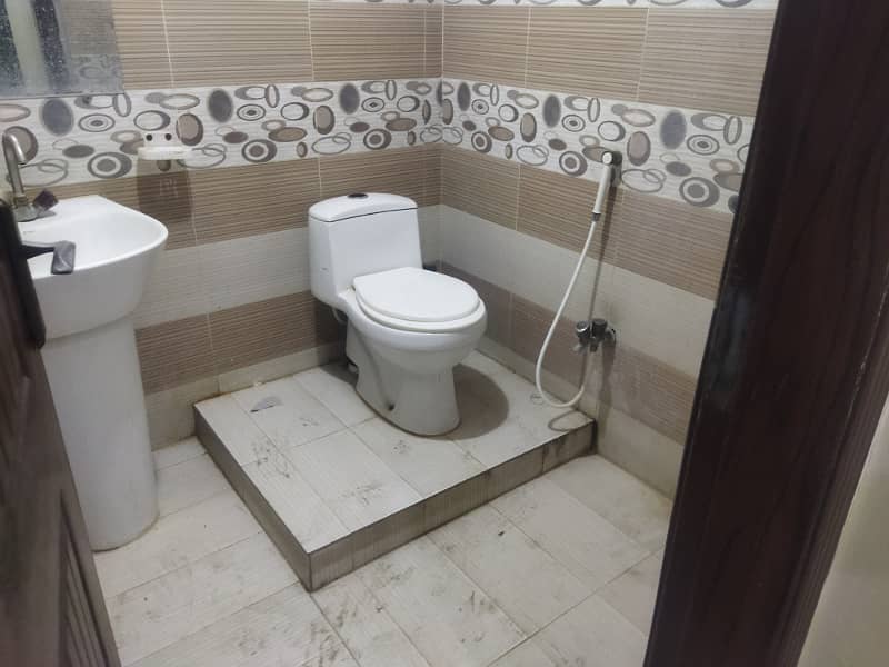 3 marla full house available for rent in pak arab housing scheme Main farozpur road Lahore 2