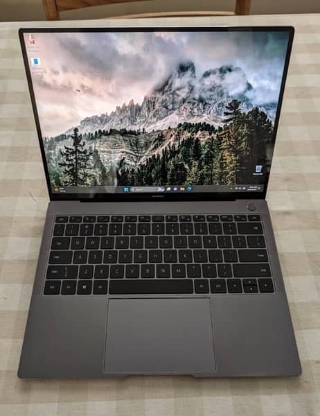 Huawei Matebook X Pro | 1 TB | Window's Macbook 6