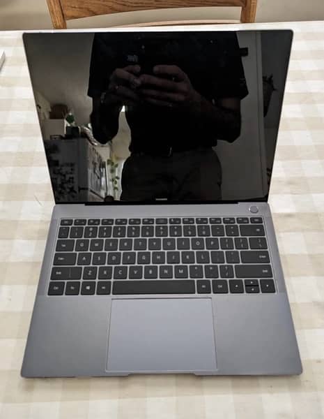 Huawei Matebook X Pro | 1 TB | Window's Macbook 7