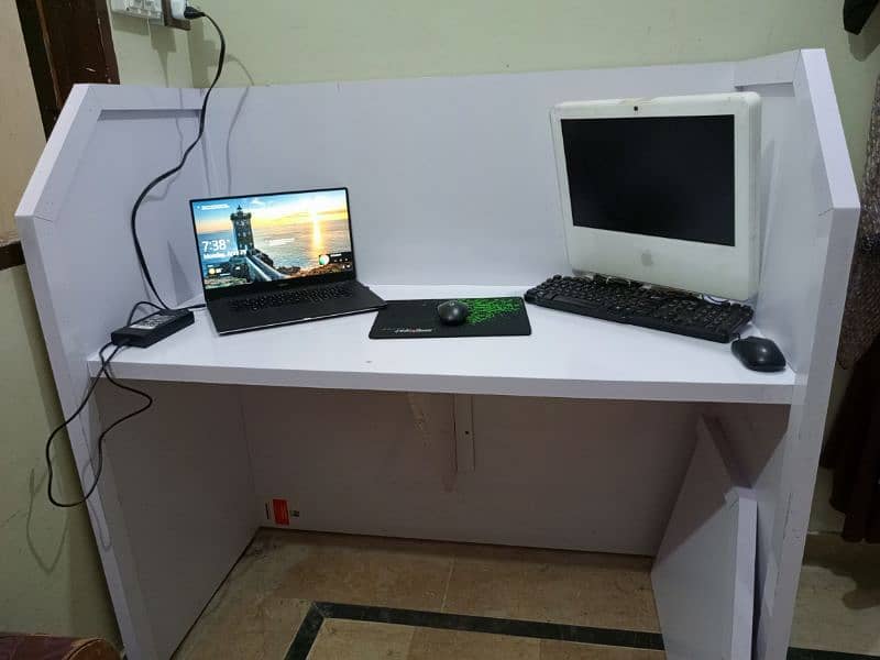 computer table with chair 1