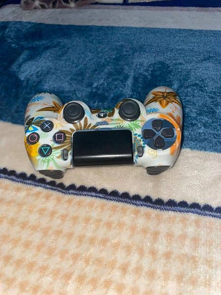 PS4 controller Blue edition 10/10, and other Accessories 1