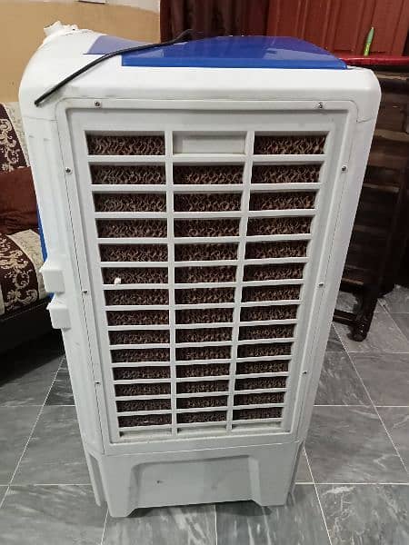 10/10 condition air cooler 1