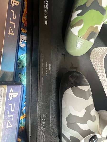 play station 4 500 gb  ps4 3