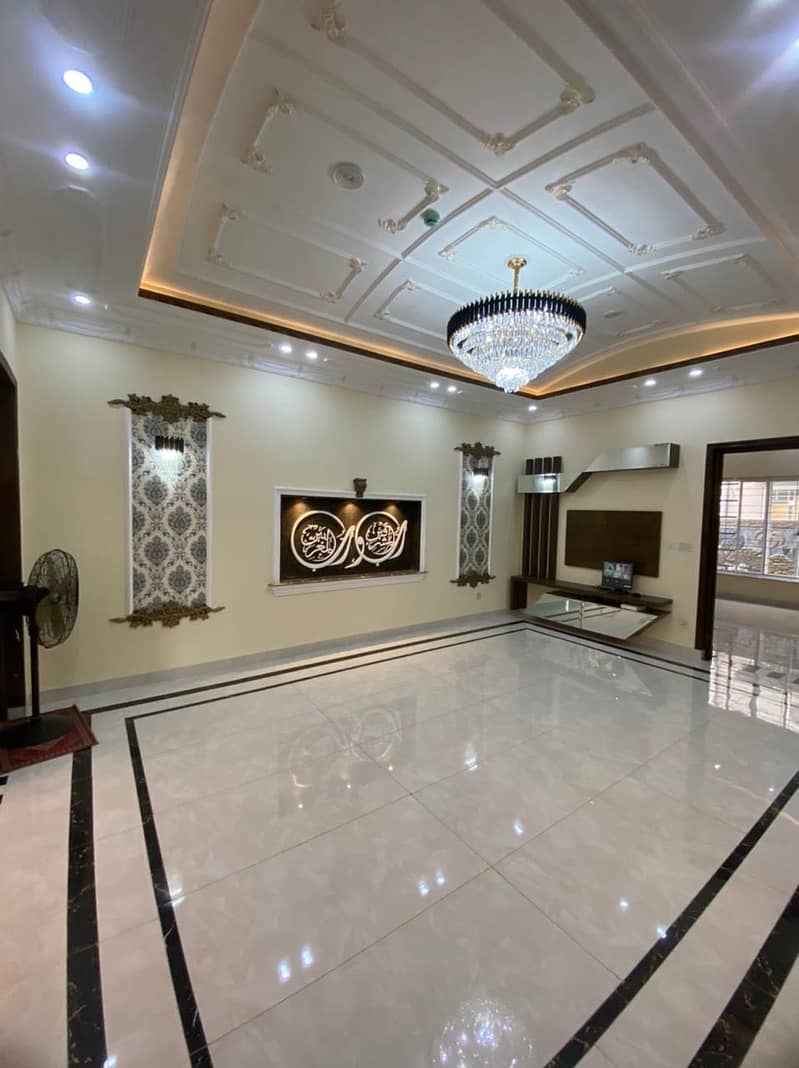 DHA RAHBAR 10 MARLA HOUSE IDEAL LOCATION DIRECT OWNER UP FOR SALE 8