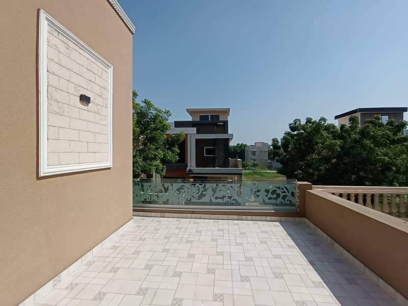 DHA RAHBAR 8 MARLA GOOD LOCATION DIRECT OWNER BEAUTIFUL HOUSE IS UP FOR SALE 7