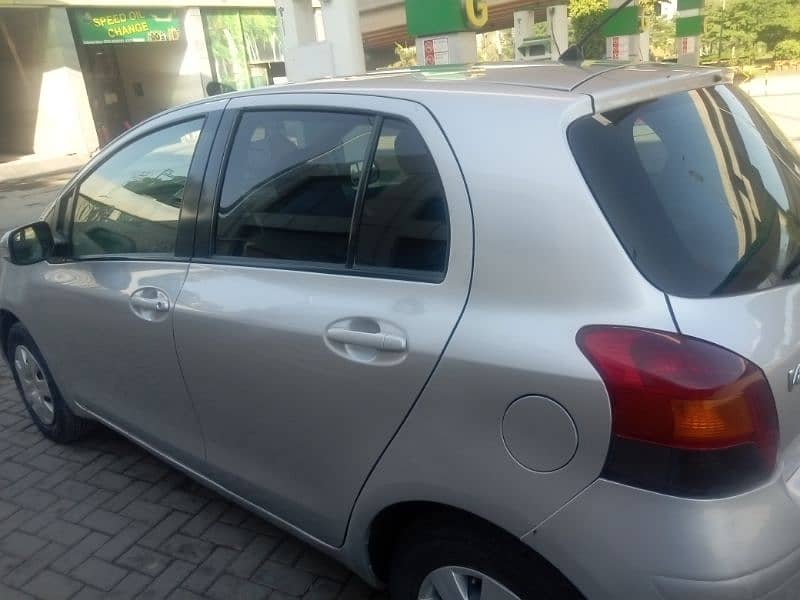 Toyota vitz 8/12 in Outstanding Condition 10