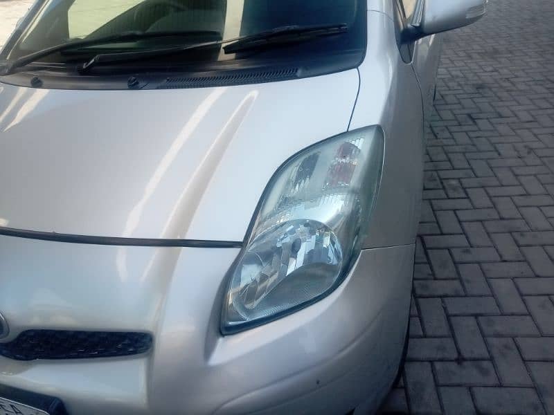 Toyota vitz 8/12 in Outstanding Condition 14