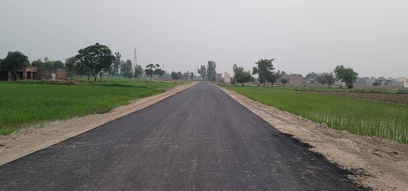 1 Kanal Farmhouse land fore sale AT Main Bedian Road lahoreReserve This Hot Location Land For Your Dream Farm House 3