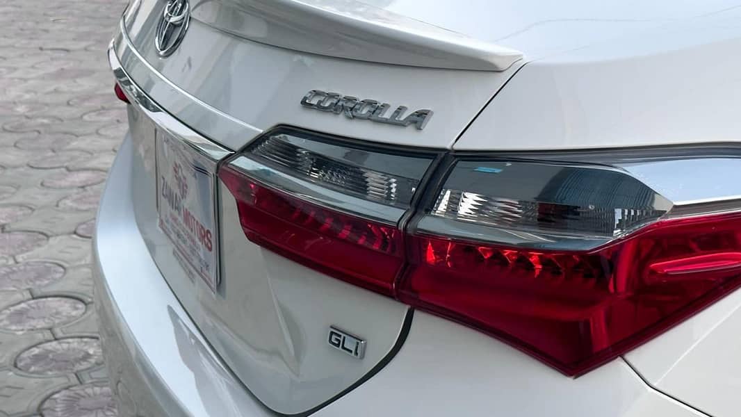 Toyota Corolla GLi 1.3 VVTi 2020 13