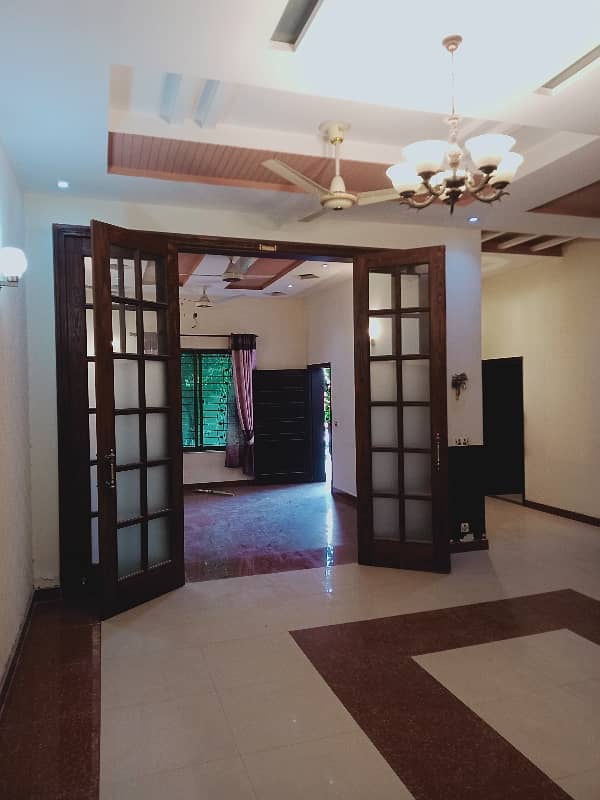 10 Marla Double Story House For Sale in PIA Housing Society Lahore 4