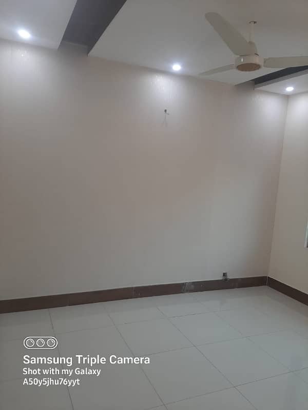8 Marla Lower Portion For Rent In Millitry Account Society Lahore 2