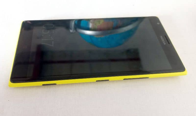 Nokia Lumia 1520 3