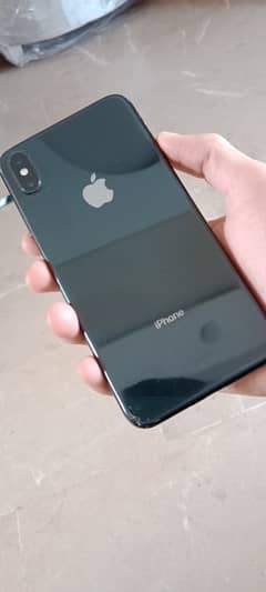 iphone xs max space grey color 256 gb conditions 10/10 0