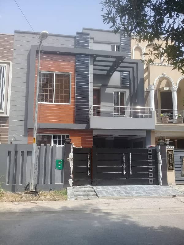 5 Marla House Available For Sale In Jinnah Block Sector E Bahria Town Lahore 4