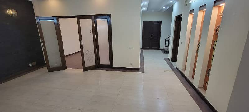 10 Marla Used House For Sale In Shaheen Block Sector B Bahria Town Lahore 2