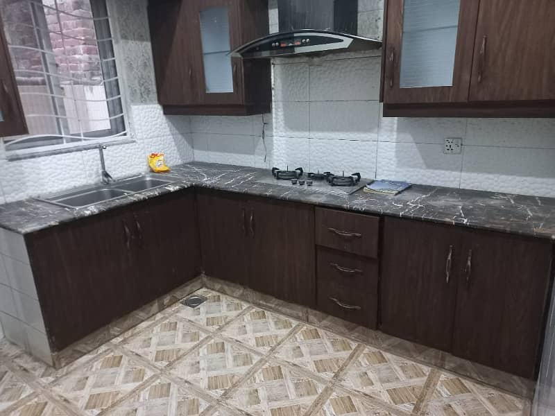 10 Marla Used House For Sale In Shaheen Block Sector B Bahria Town Lahore 12