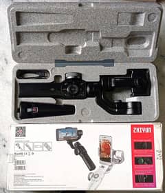 Zhiyun-Tech Smooth-4 Smartphone Gimbal (Black) - Excellent Condition.