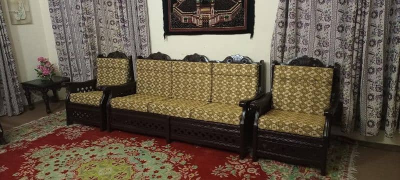 sofa set. . . . . new foam  . . . . . new wood. . nd good wood use. . . 1