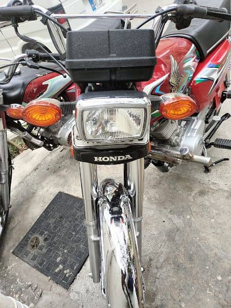 Honda 125cc 6