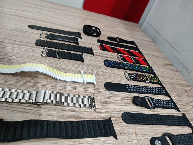 Ultra smart Watch with extra straps 6
