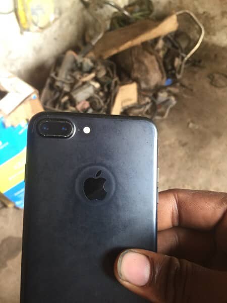 iPhone 7 Plus 32gb pta approved 2