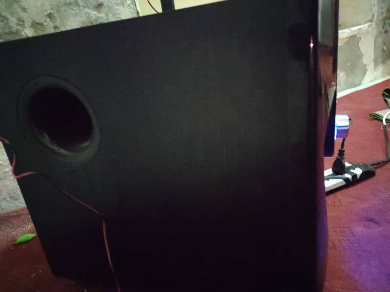 audionic woofer (RB 95)for sale. . 10/10 condition 4 month used 3