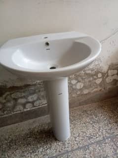 commode and Washbasin for sale