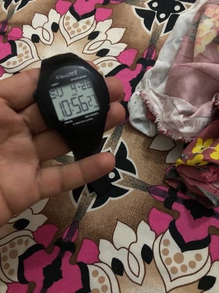 vibralite 8 watch in brand new condition 4