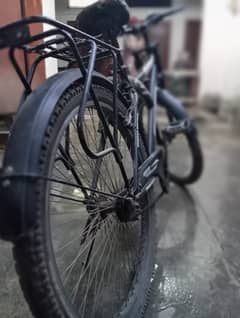 Bi cycle For Sale 14000(Lahore,Kalma Chowk)