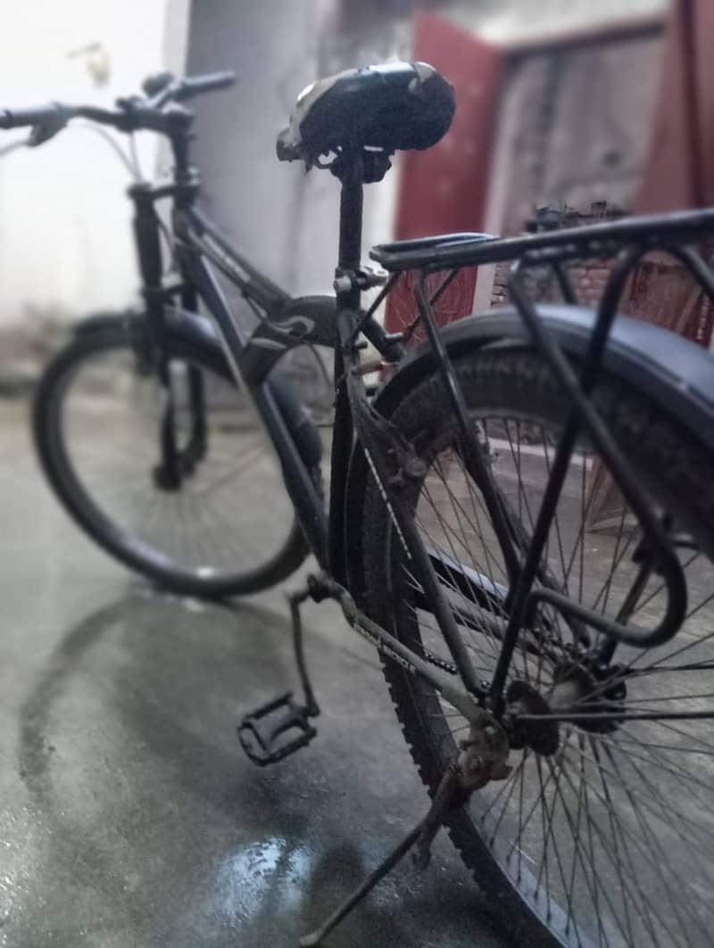 Bi cycle For Sale 14000(Lahore,Kalma Chowk) 5