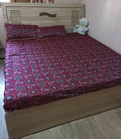 Bed 6×6 with Mattress 0