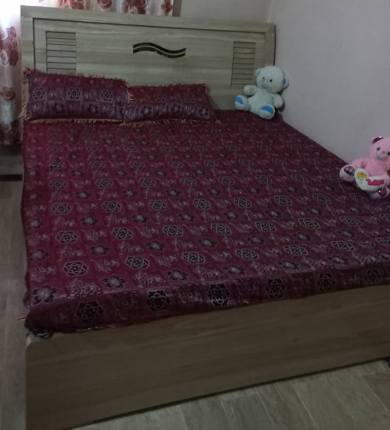 Bed 6×6 with Mattress 2