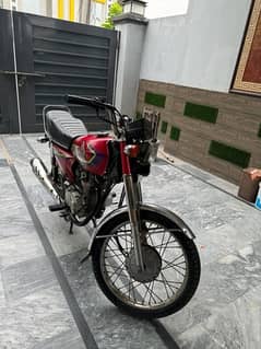 Honda CG 125 (First hand user) for sale