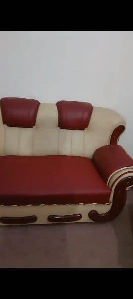 7 Seater Sofa Set New Condition 2
