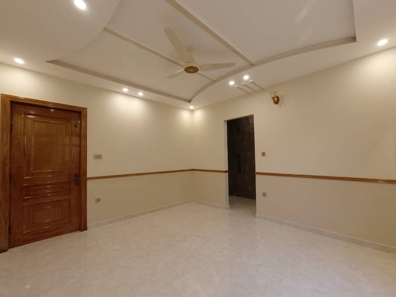 Beautifully Constructed House Is Available For sale In Bahria Town Phase 8 - Block A 6