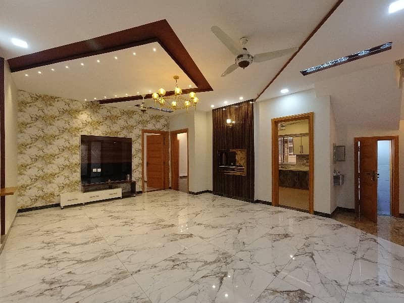 On Excellent Location House For sale In Beautiful Bahria Greens - Overseas Enclave - Sector 6 31